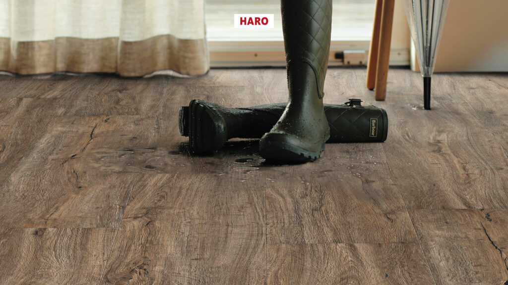 537298_disano_by_haro_plank_1_strip_4vm_holm_oak_creme_brushed_int02.jpg