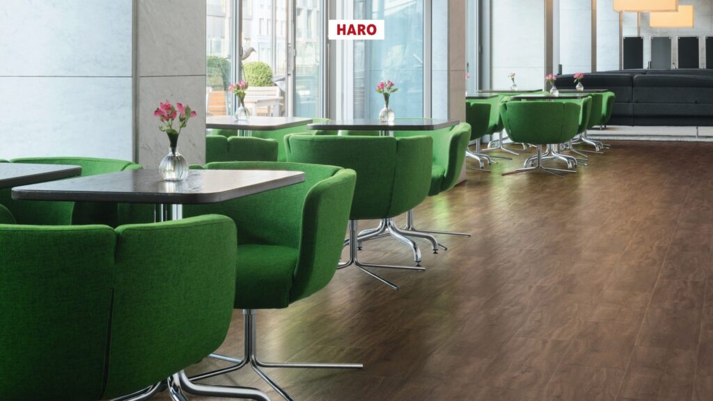 537303_disano_by_haro_plank_1_strip_4vm_french_smoked_oak_brushed_int.jpg