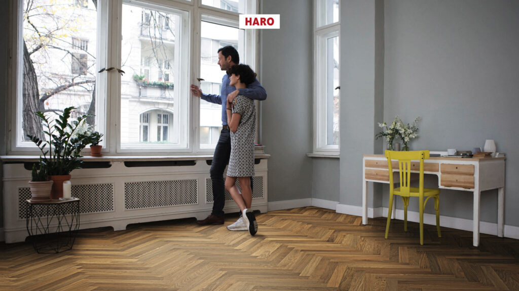 540182_haro_parquet_strip_allegro_fumed_oak_invisible_brushed_int.jpg