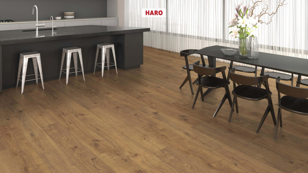 540264_haro_laminatboden_plank_1_strip_4v_oak_portland_nature_authentic_qv.jpg